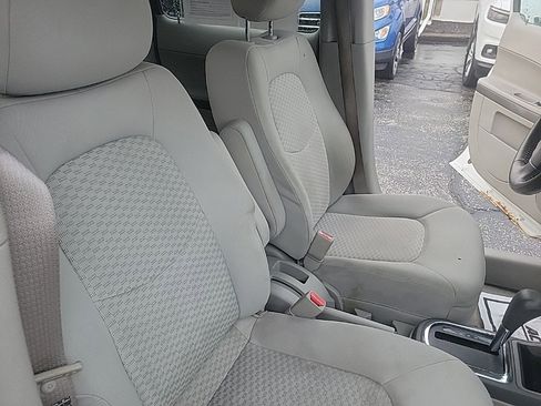 Used 2006 Chevrolet HHR LT w/ Preferred Equipment Group image 21