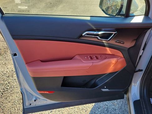 New 2026 Kia Sportage SX Prestige image 5