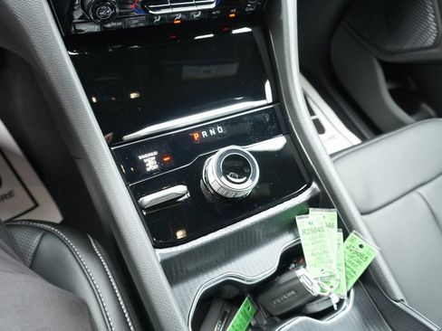 New 2025 Jeep Grand Cherokee L Limited w/ Luxury Tech Group II image 17