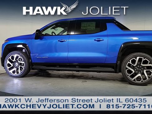 New 2025 Chevrolet Silverado EV RST AWD/4WD image 5