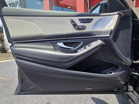 Used 2019 Mercedes-Benz S 560 S 560 w/ AMG Line Exterior image 15