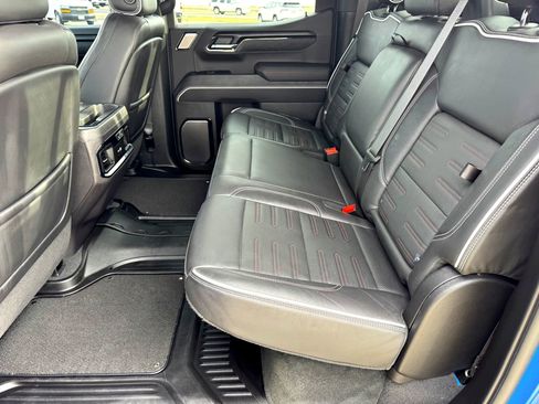 Used 2024 GMC Sierra 1500 AT4X image 24