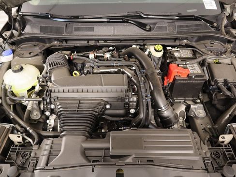 New 2025 Lincoln Corsair Reserve w/ Equipment Group 202A image 21