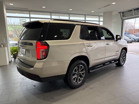 Used 2023 Chevrolet Tahoe Z71 w/ Luxury Package image 8