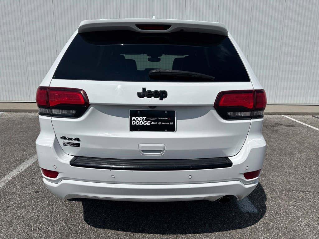 Used 2018 Jeep Grand Cherokee Altitude AWD/4WD image 6