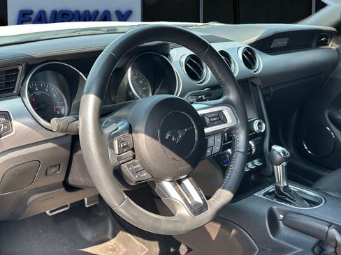 Used 2019 Ford Mustang GT Premium RWD image 13