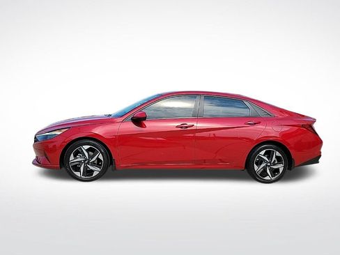 Used 2023 Hyundai Elantra SEL w/ Convenience Package FWD image 2