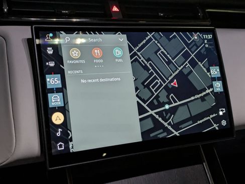 New 2026 Land Rover Defender 110 X-Dynamic SE AWD/4WD image 18