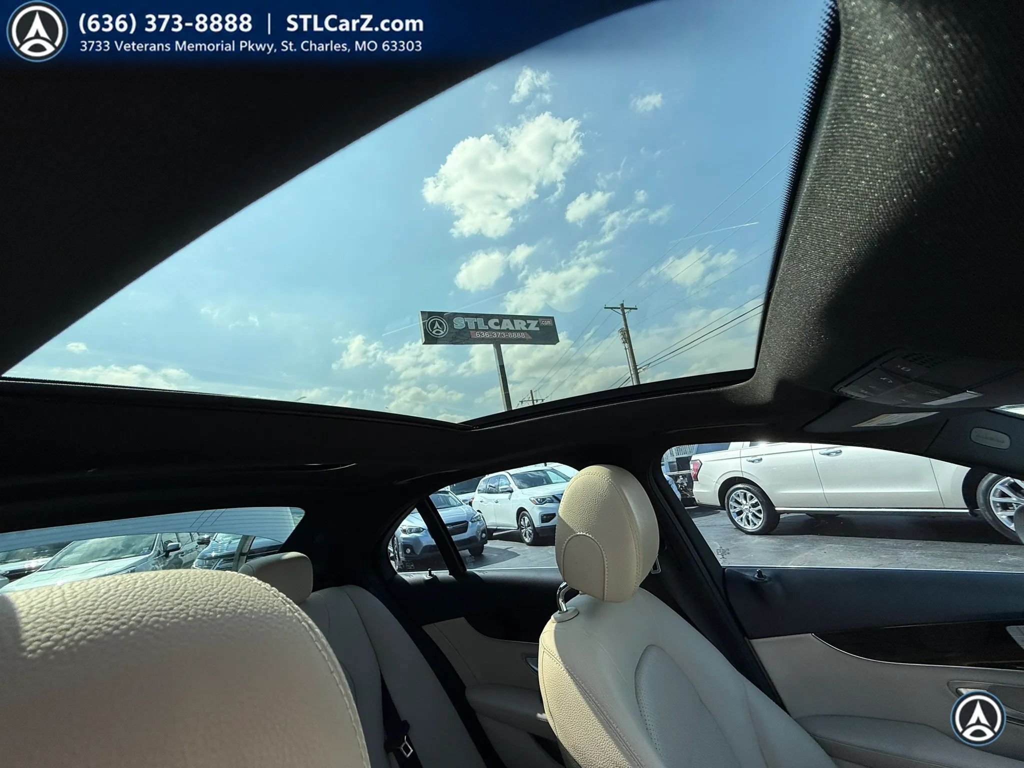 Used 2018 Mercedes-Benz C 300 4MATIC Sedan w/ Multimedia Package image 16