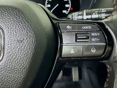 Used 2024 Honda HR-V Sport image 17