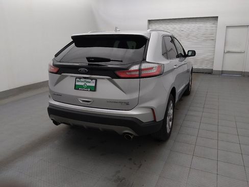 Used 2019 Ford Edge Titanium image 7