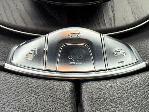 Used 2019 Mercedes-Benz E 450 4MATIC Cabriolet image 22