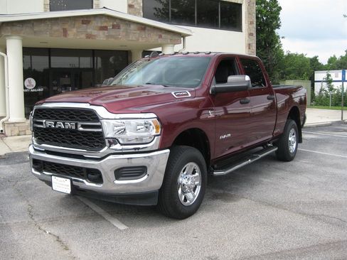 Used 2022 RAM 2500 Tradesman AWD/4WD image 2