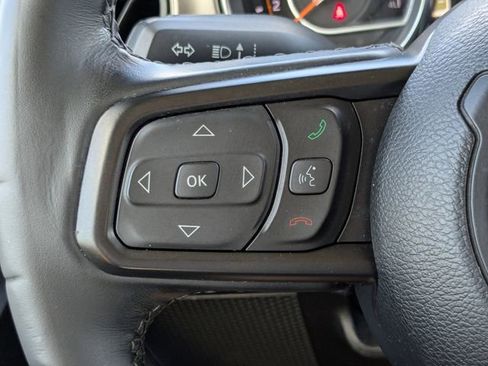 Used 2021 Jeep Gladiator Sport image 27