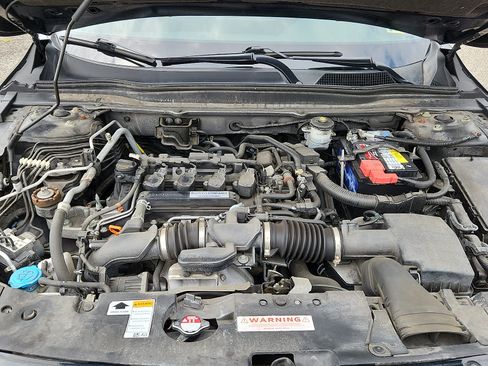 Used 2018 Honda Accord Sport image 27