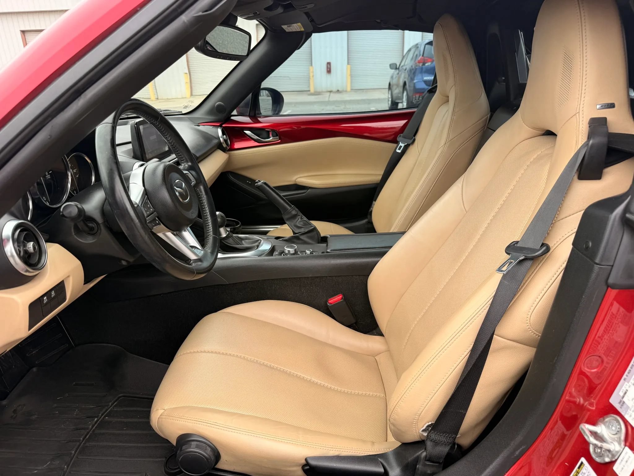 Used 2020 MAZDA MX-5 Miata RF Grand Touring RWD image 2