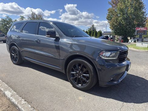 Used 2017 Dodge Durango R/T w/ Trailer Tow Group IV AWD/4WD image 6