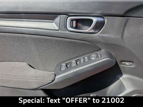 Used 2023 Honda Civic Sport image 25