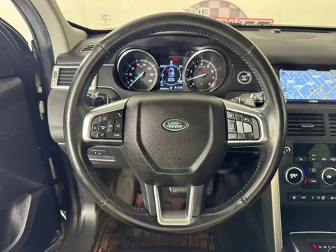 Used 2018 Land Rover Discovery Sport SE AWD/4WD image 13