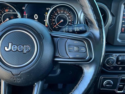 Used 2021 Jeep Wrangler Unlimited Sport image 20