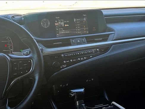 Used 2019 Lexus ES 350 w/ Premium Package image 8