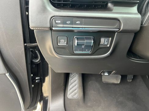 Used 2021 Cadillac Escalade Sport Platinum RWD image 20