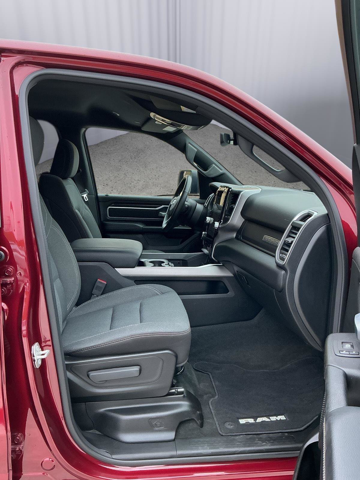 Used 2023 RAM 1500 Big Horn AWD/4WD image 24