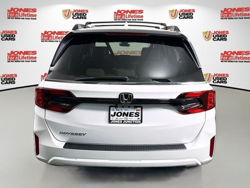 Used 2025 Honda Odyssey EX-L image 14
