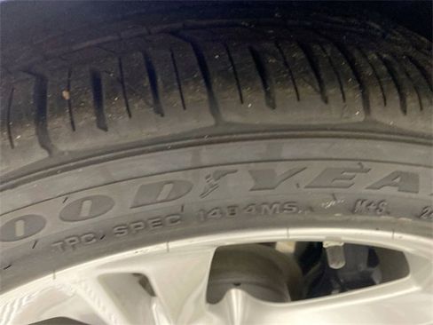 Used 2023 Chevrolet Camaro LT image 17