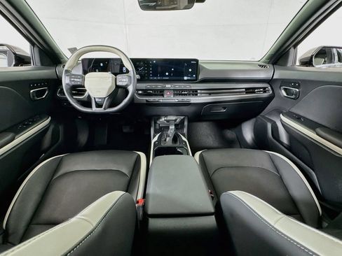 Used 2026 Kia K4 GT-Line w/ GT-Line Premium Package FWD image 31