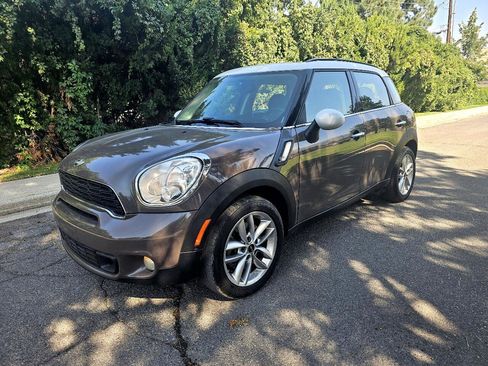 Used 2014 MINI Cooper Countryman S image 2