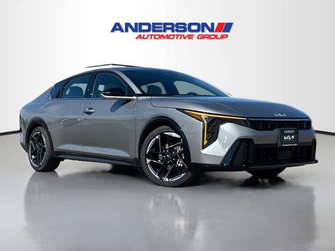 New 2026 Kia K4 GT-Line image 1