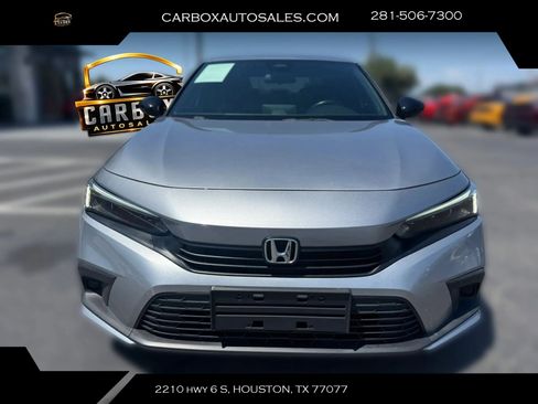 Used 2022 Honda Civic Sport image 8
