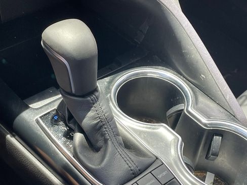 Used 2018 Toyota Camry XSE w/ Driver Assist Package image 8