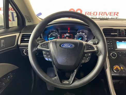 Used 2020 Ford Fusion S FWD image 15