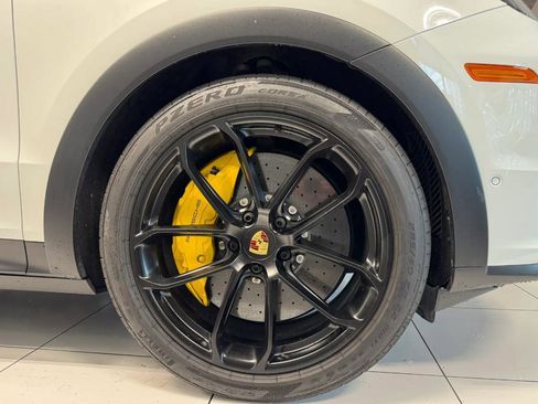 Used 2024 Porsche Cayenne Turbo GT image 13