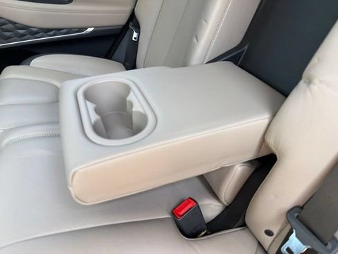 Used 2019 Hyundai Santa Fe Limited FWD image 27