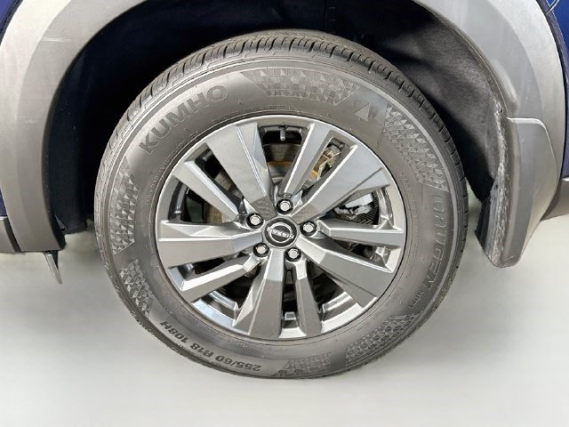Used 2024 Nissan Pathfinder SV w/ Lighting Package (N92) FWD image 36
