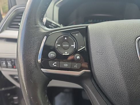 Used 2018 Honda Odyssey EX-L image 19