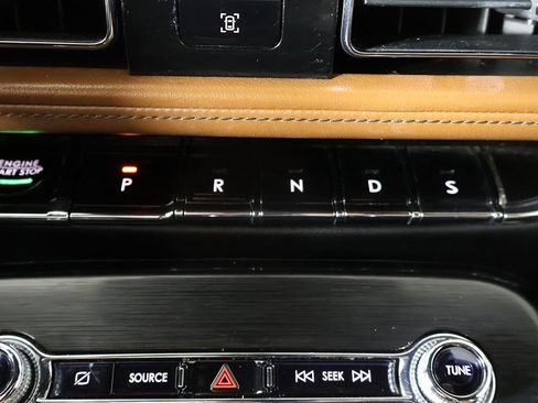 Used 2021 Lincoln Nautilus Reserve w/ Monochromatic Package image 49