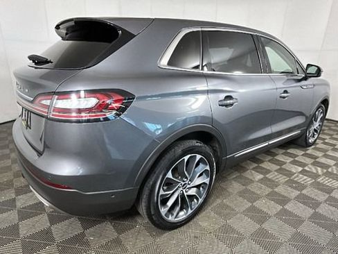 Used 2022 Lincoln Nautilus Reserve w/ Equipment Group 201A AWD/4WD image 3