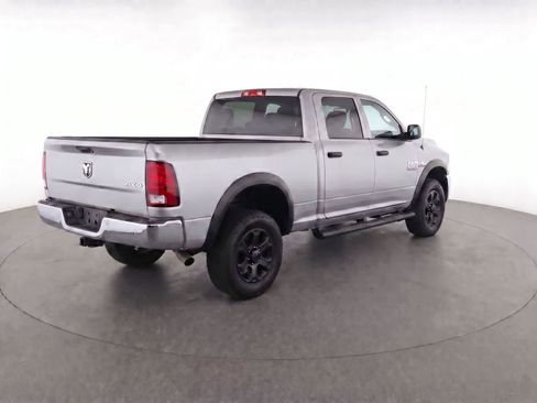 Used 2017 RAM 2500 Tradesman w/ Chrome Appearance Group AWD/4WD image 4