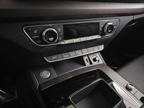 Used 2021 Audi Q5 Prestige w/ Prestige Package image 27