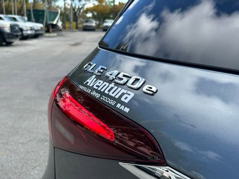 Used 2025 Mercedes-Benz GLE 450e 4MATIC image 38