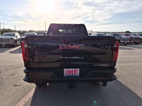 New 2026 GMC Sierra 2500 Denali w/ Denali Reserve Package AWD/4WD image 8