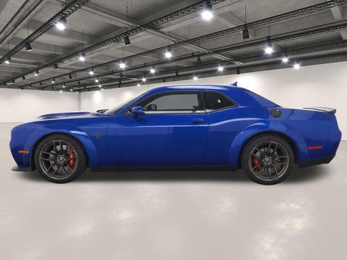 Used 2022 Dodge Challenger SRT Hellcat RWD image 4