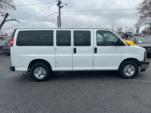 Used 2017 Chevrolet Express 2500 LS image 3