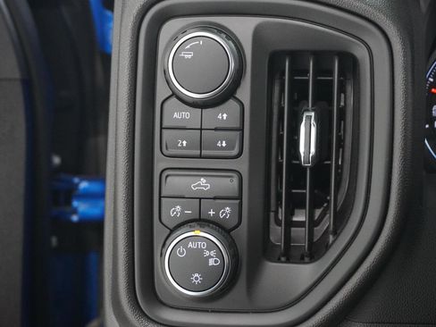 Used 2024 Chevrolet Silverado 1500 Custom Trail Boss image 17