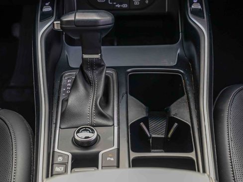 Certified 2026 Kia Sorento S FWD image 12