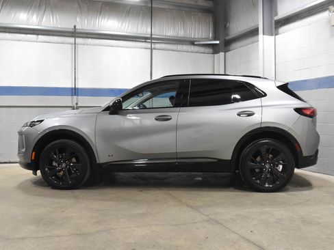 Used 2025 Buick Envision Sport Touring AWD/4WD image 24